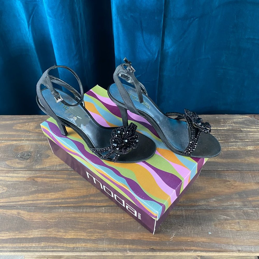 Moda Spana Beaded Black Ankle Strap Heels Sandal - Picture 4 of 8